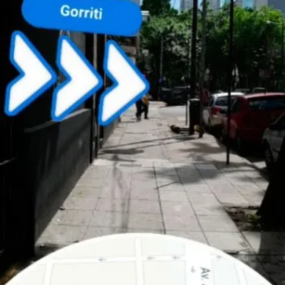 Navigate with augmented reality