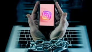 Instagram and Snapchat are the social networks that most affect the mental health of young people