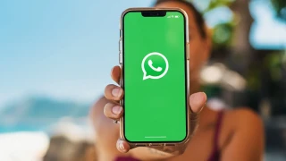 WhatsApp and a new feature. Multiple file forwarding