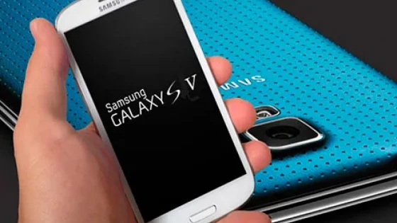 Comparison between the Samsung Galaxy S5 and the S4. Is the S5 worth buying?